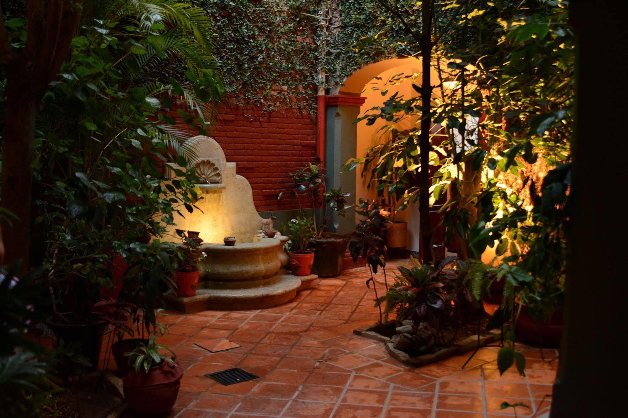 Hotel Casa Guiva Oaxaca Luaran gambar